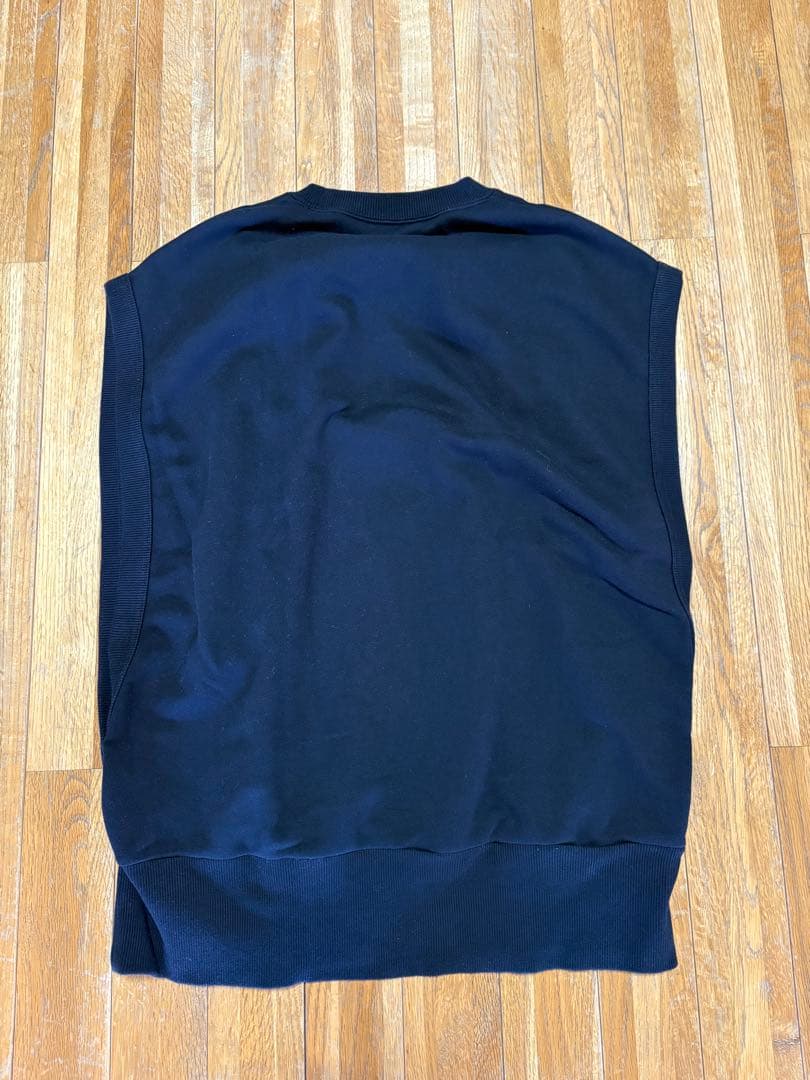 Needles Vests S