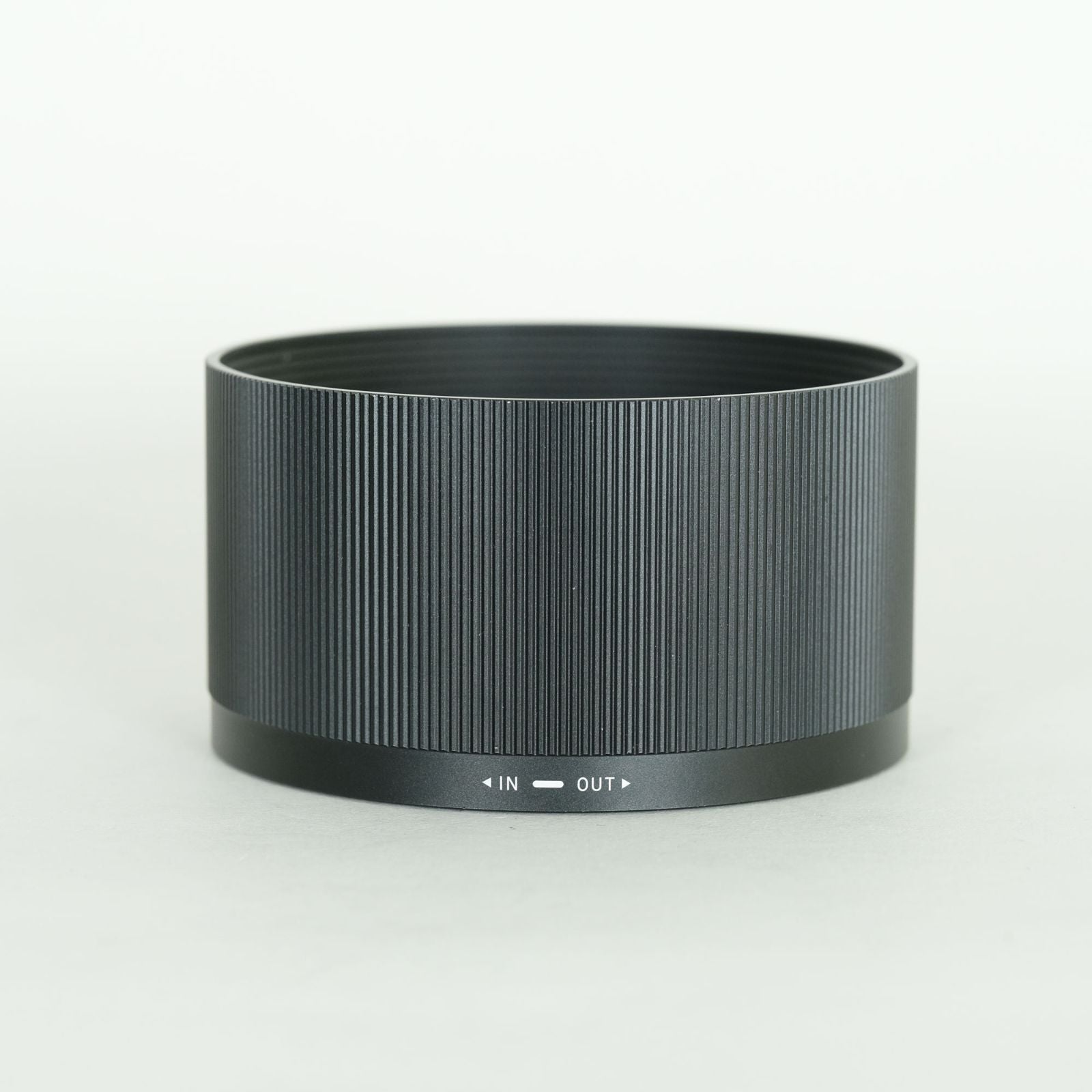 Sigma Lens (Single Focus) F2 Dg Dn Contemporary L Leica