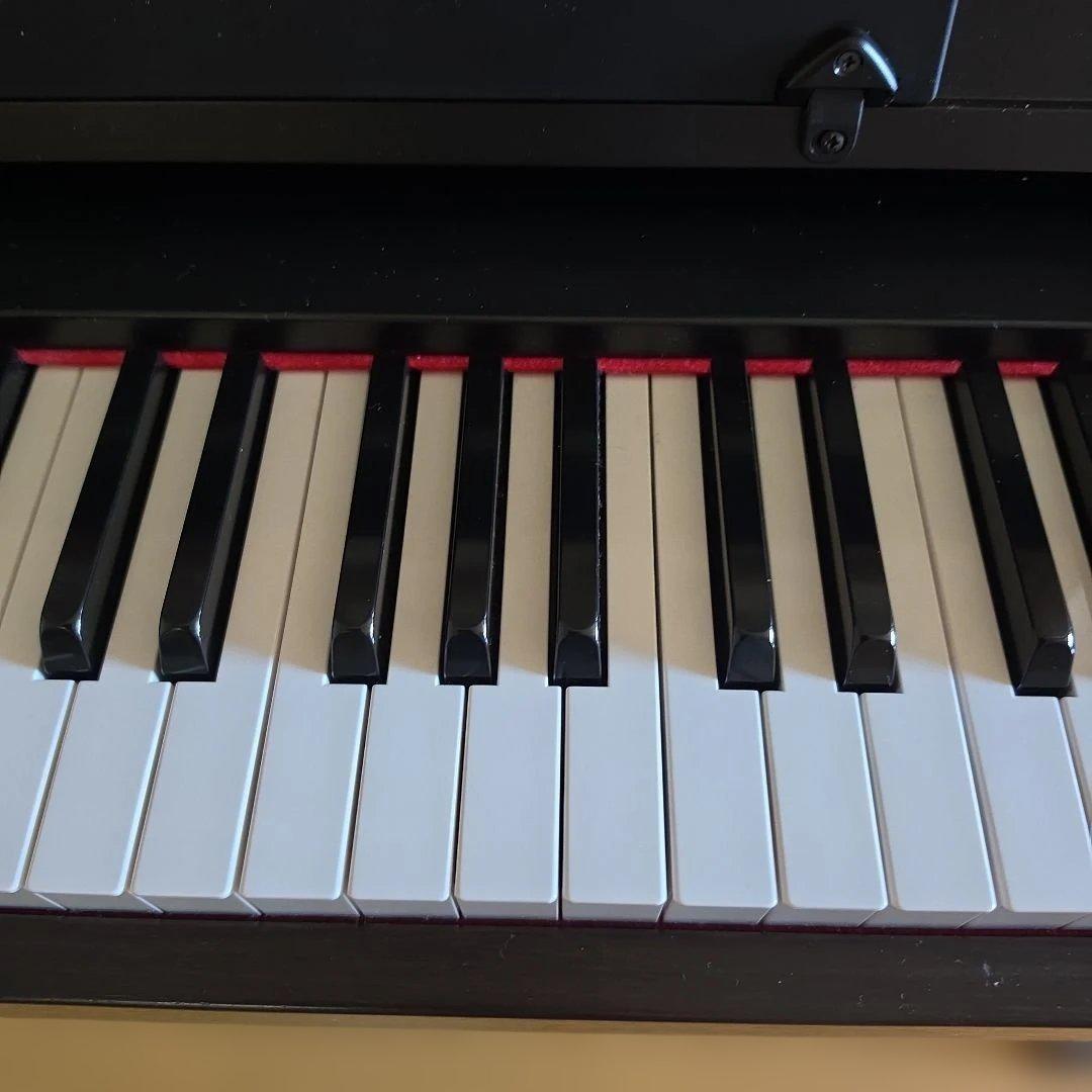 Yamaha Keyboards Digital Pianos J-1000