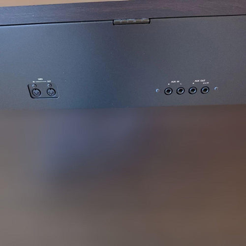 Yamaha Keyboards Digital Pianos J-1000