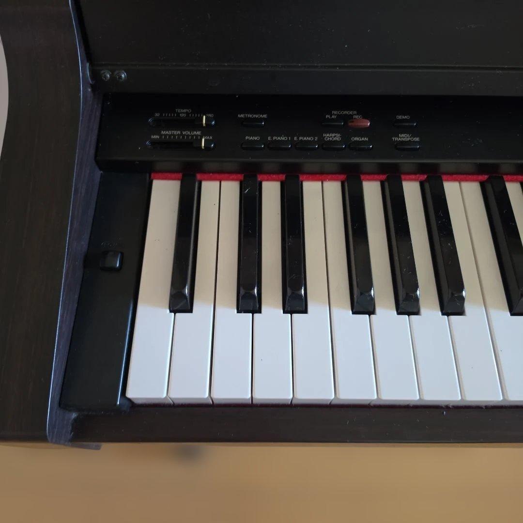 Yamaha Keyboards Digital Pianos J-1000