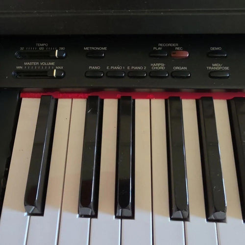 Yamaha Keyboards Digital Pianos J-1000