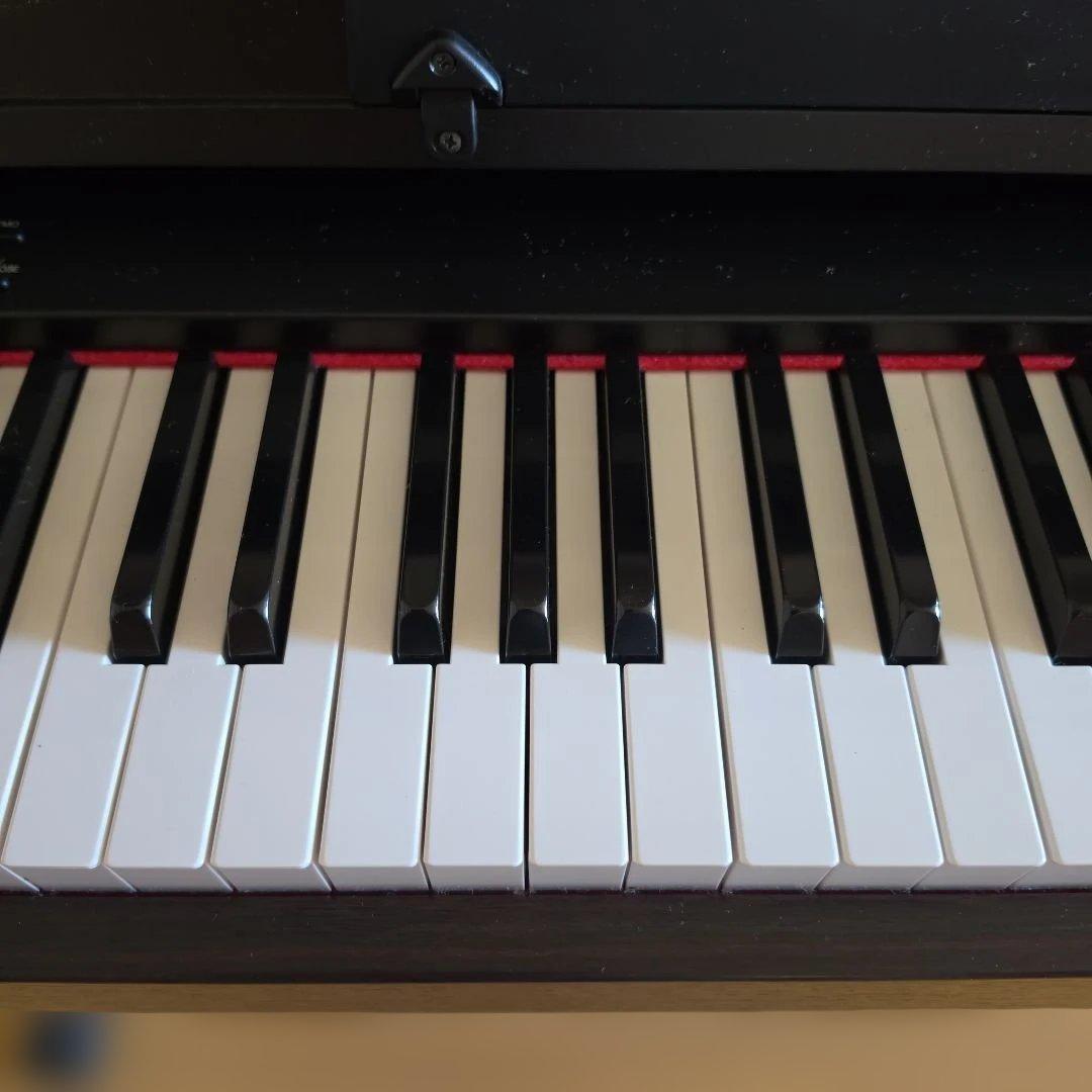 Yamaha Keyboards Digital Pianos J-1000