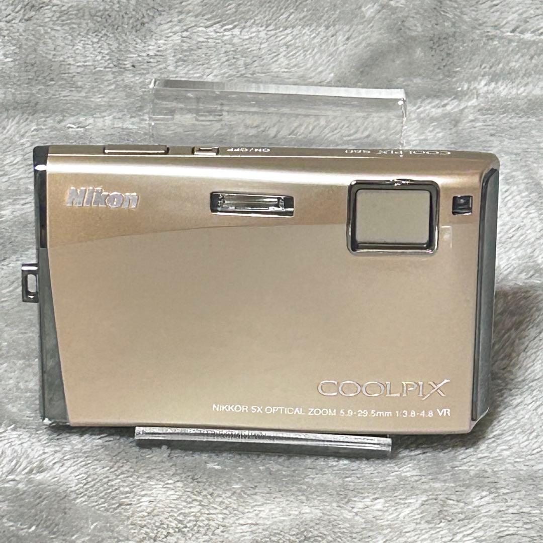 Nikon Compact Digital Camera Coolpix S60