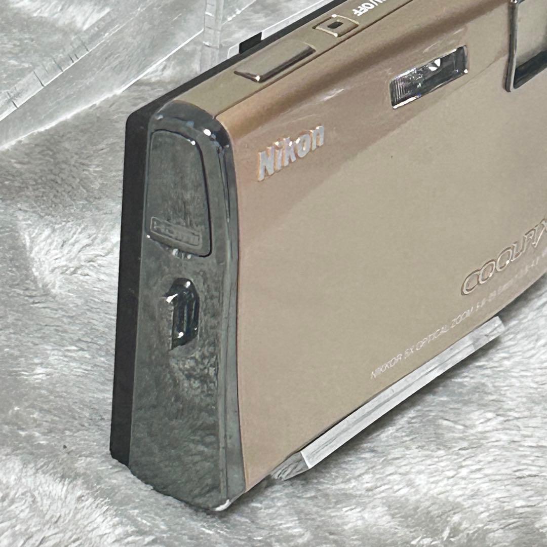 Nikon Compact Digital Camera Coolpix S60