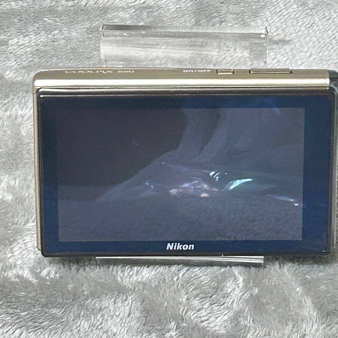 Nikon Compact Digital Camera Coolpix S60