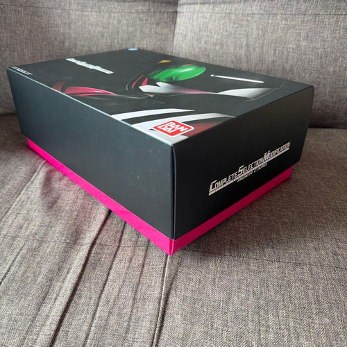 Premium Bandai Kamen Rider Csm