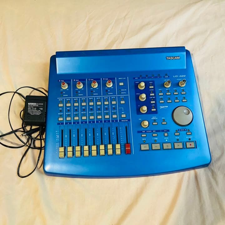 Tascam Digital Mixer Daw /Usb Midi Us-428