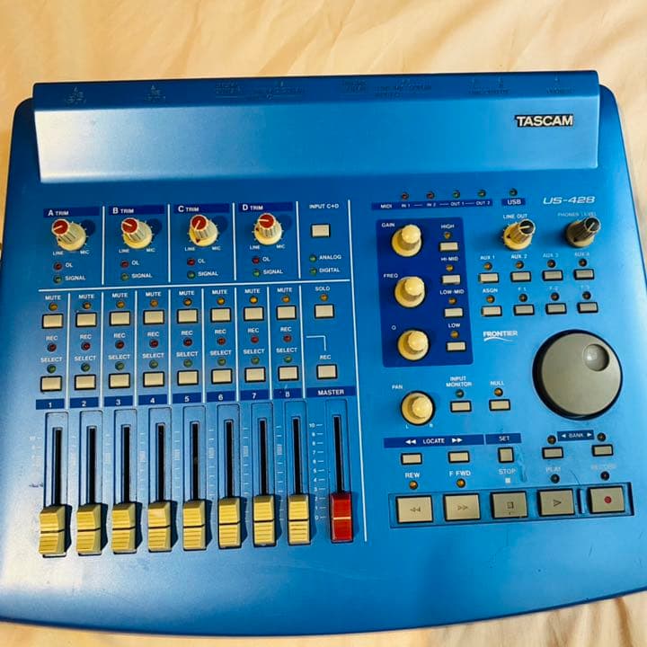 Tascam Digital Mixer Daw /Usb Midi Us-428
