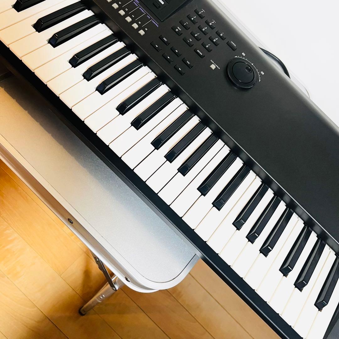 Yamaha Analog Synthesizer W5 76