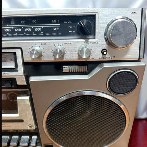 Aiwa Radio And Boombox Cs-80 Fm Am