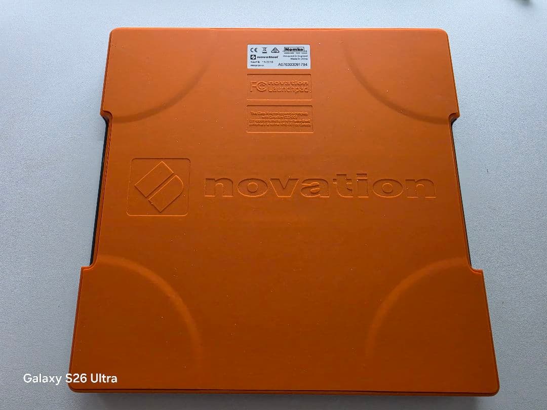 Midi Keyboards Pads Novation Launchpad Mk2