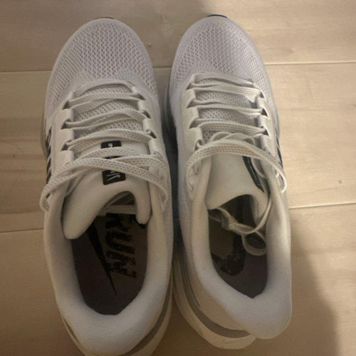 Nike Sneakers Run Us 5.5