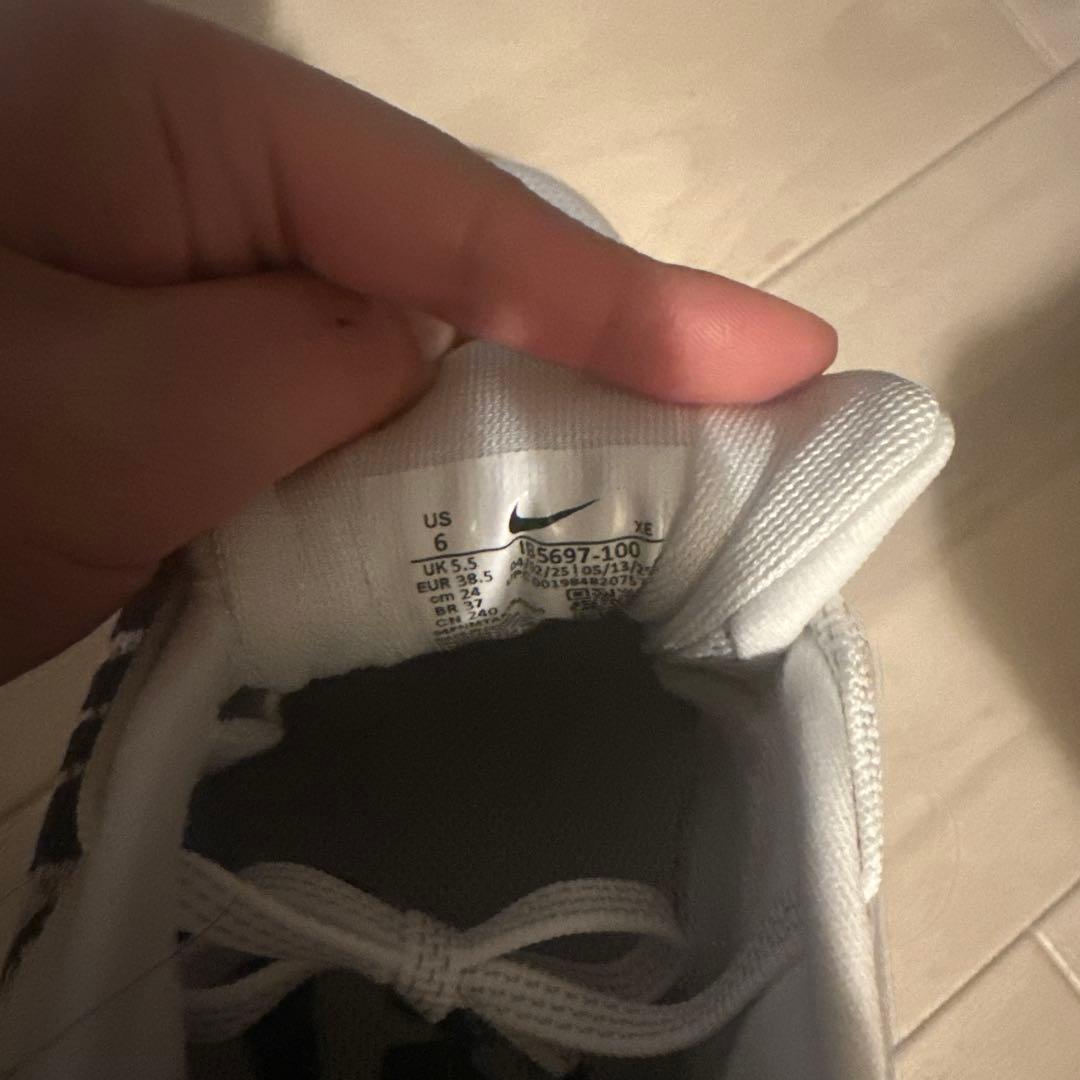 Nike Sneakers Run Us 5.5