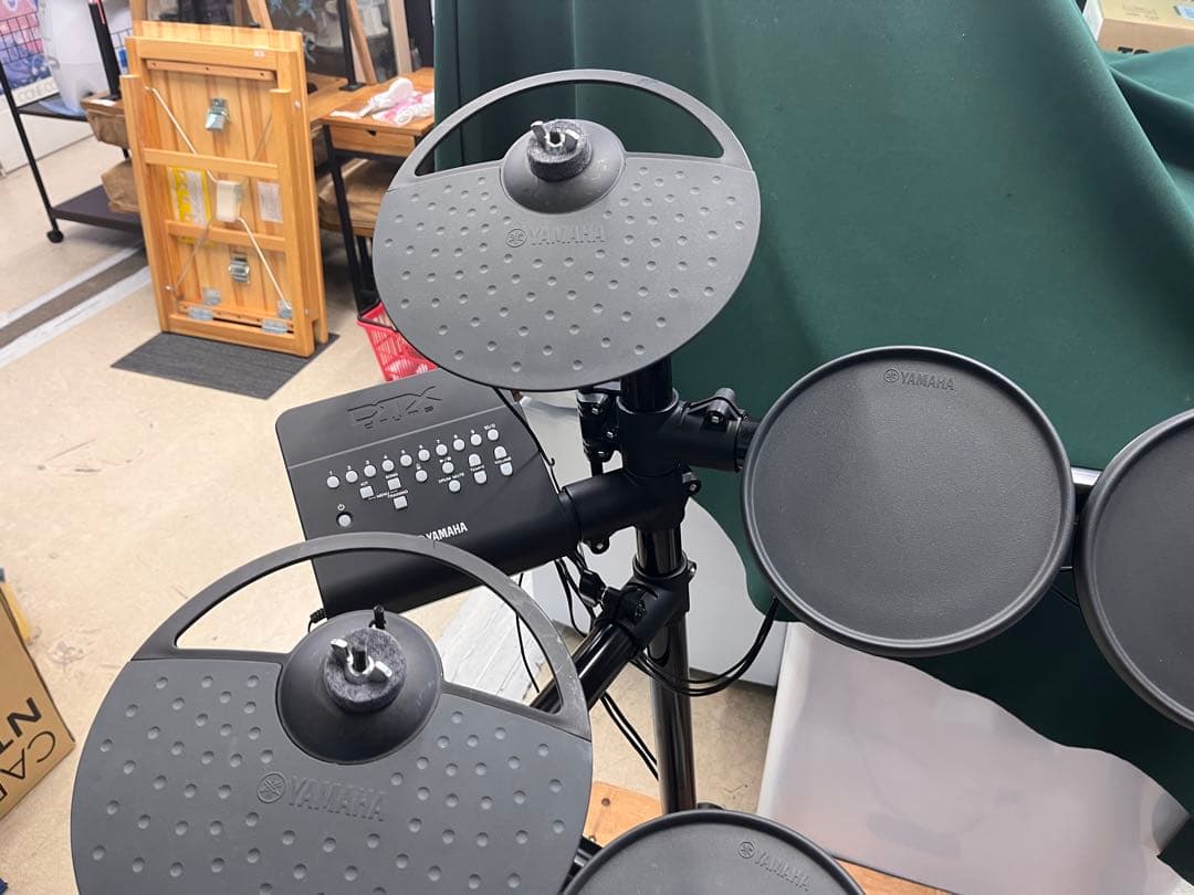 Roland Electronic Drum Yamaha Dtx
