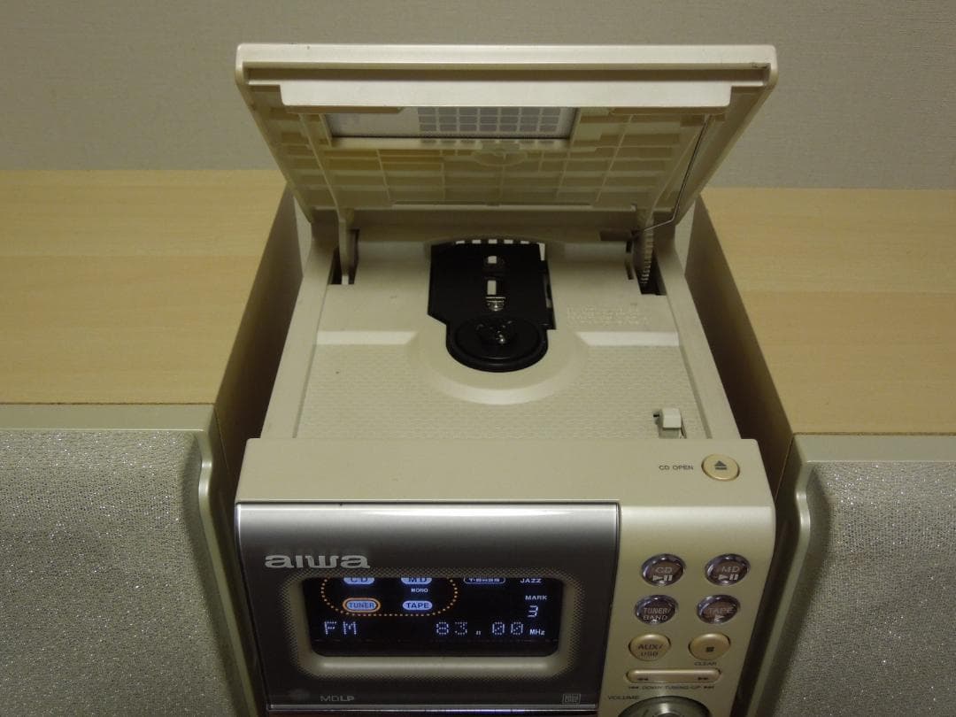 Mini Component Systems Aiwa Lcx-Mt22 Dc Md Fm/Am