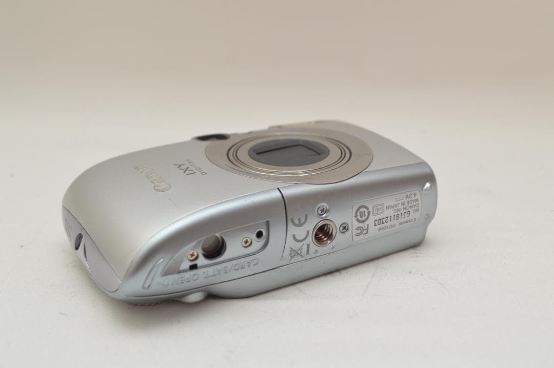 Canon Compact Digital Cameras Canono Ixy 820 Is Pc1266