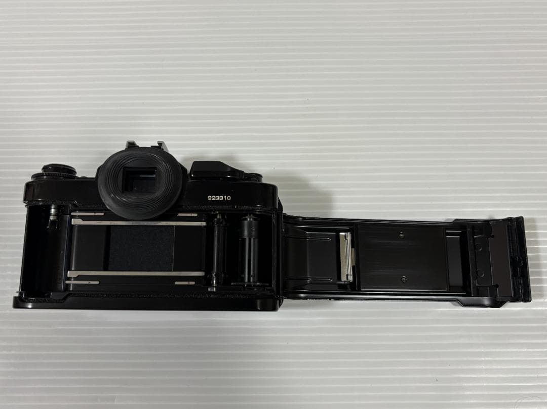Canon Slr Camera (Film) A-1 1 Ma