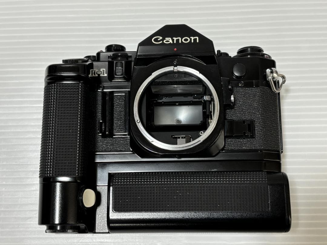 Canon Slr Camera (Film) A-1 1 Ma