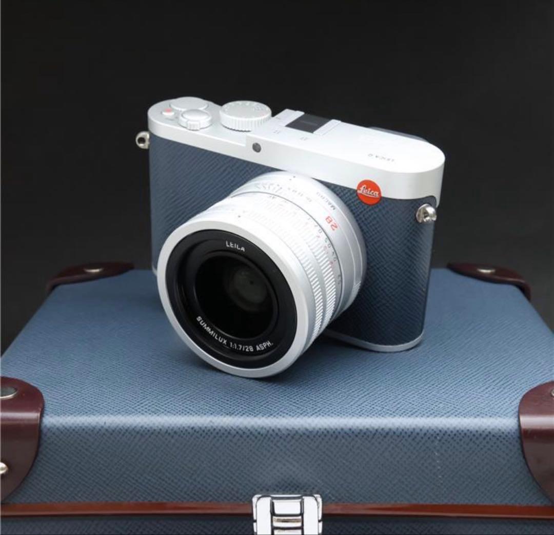 Leica Compact Digital Camera Q(Typ116) Globe-Trotter