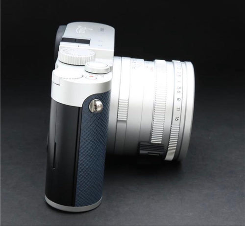 Leica Compact Digital Camera Q(Typ116) Globe-Trotter