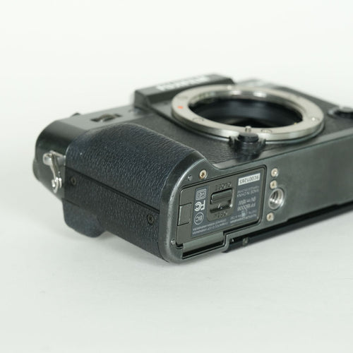 Fujifilm Mirrorless Interchangeable Lips X-T30 X