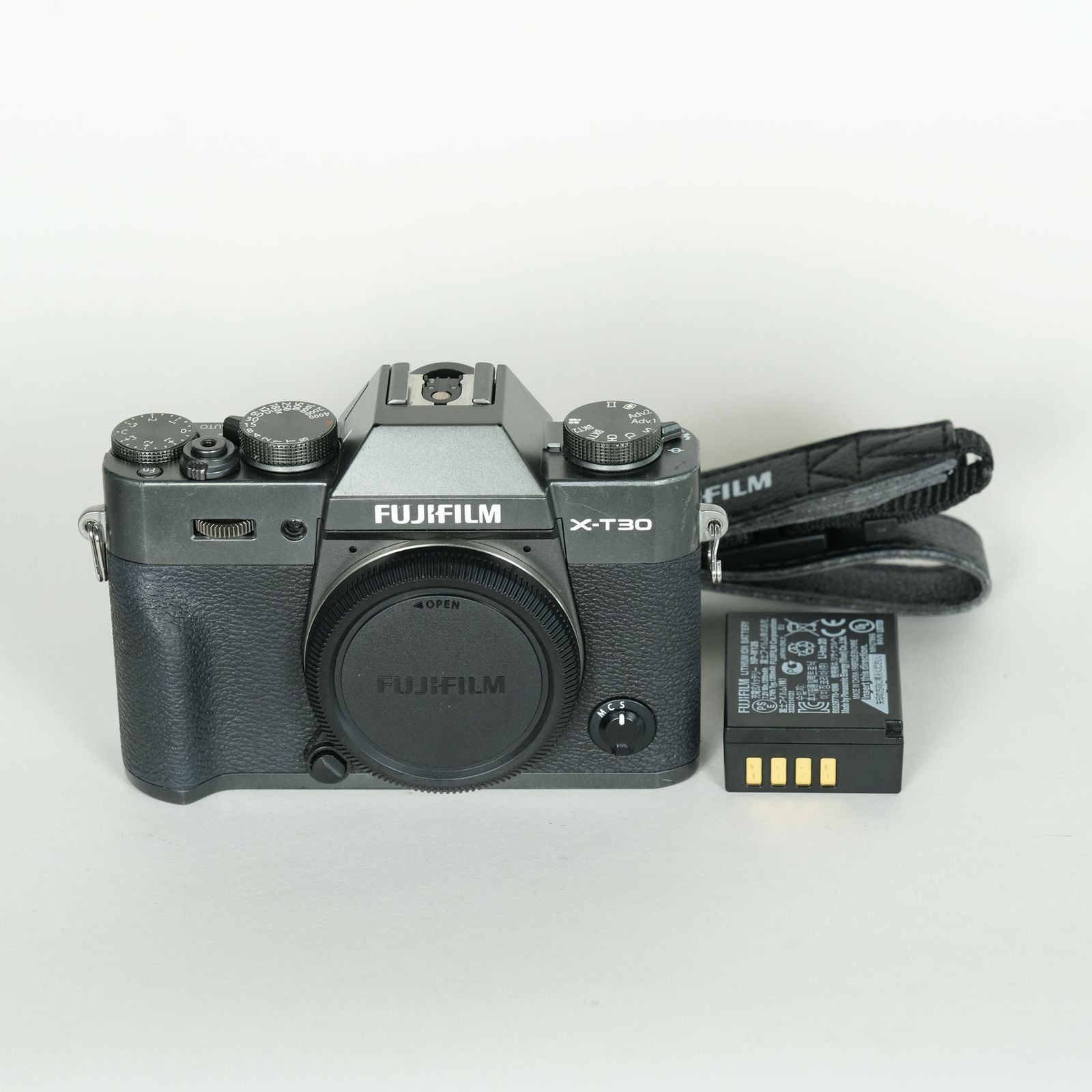Fujifilm Mirrorless Interchangeable Lips X-T30 X