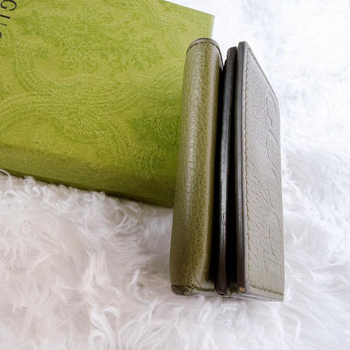 Gucci Trifold Wallets 3