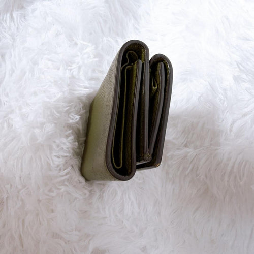 Gucci Trifold Wallets 3