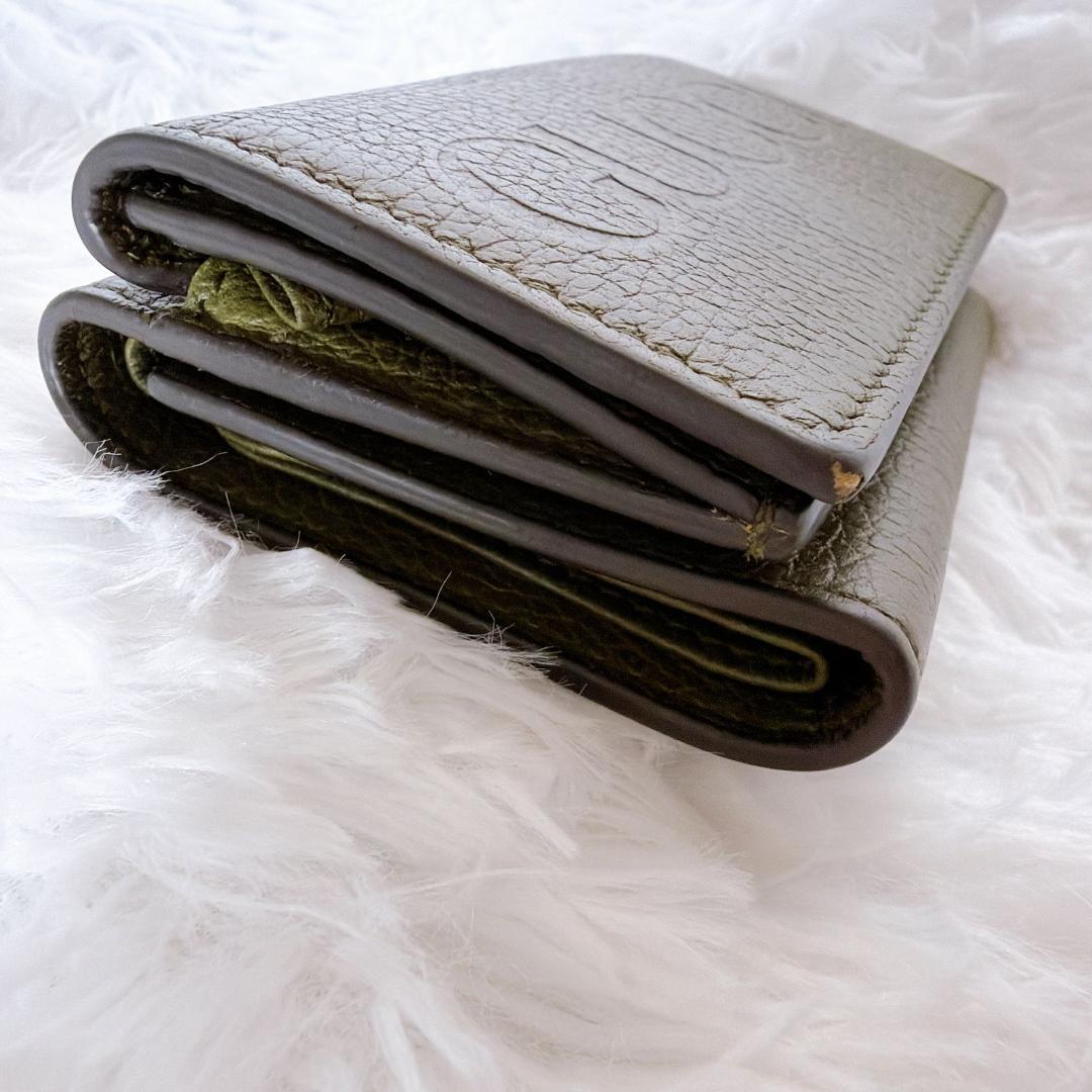 Gucci Trifold Wallets 3