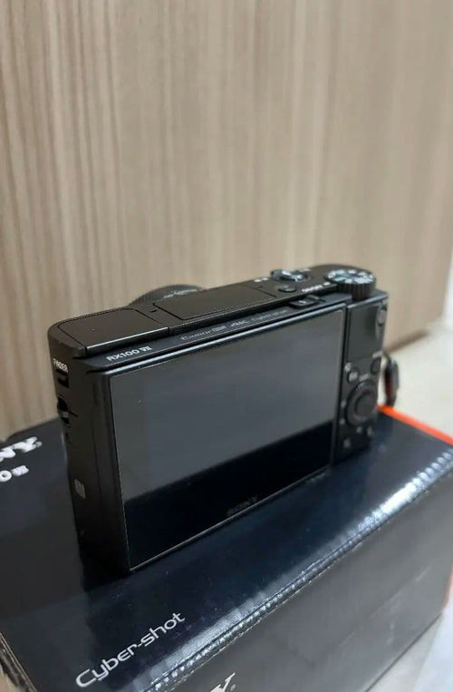 Sony Compact Digital Cameras Cyber-Shot Dsc-Rx100M7