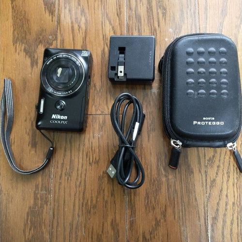 Nikon Compact Digital Camera Coolpix S6900