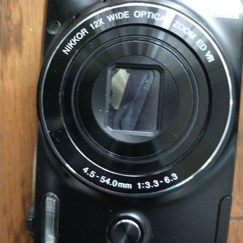 Nikon Compact Digital Camera Coolpix S6900