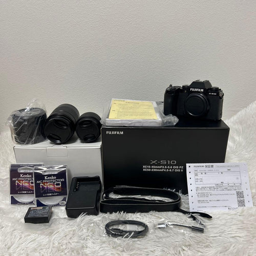 Fujifilm Mirrorless Interchangeable Lens Cameras X-S10