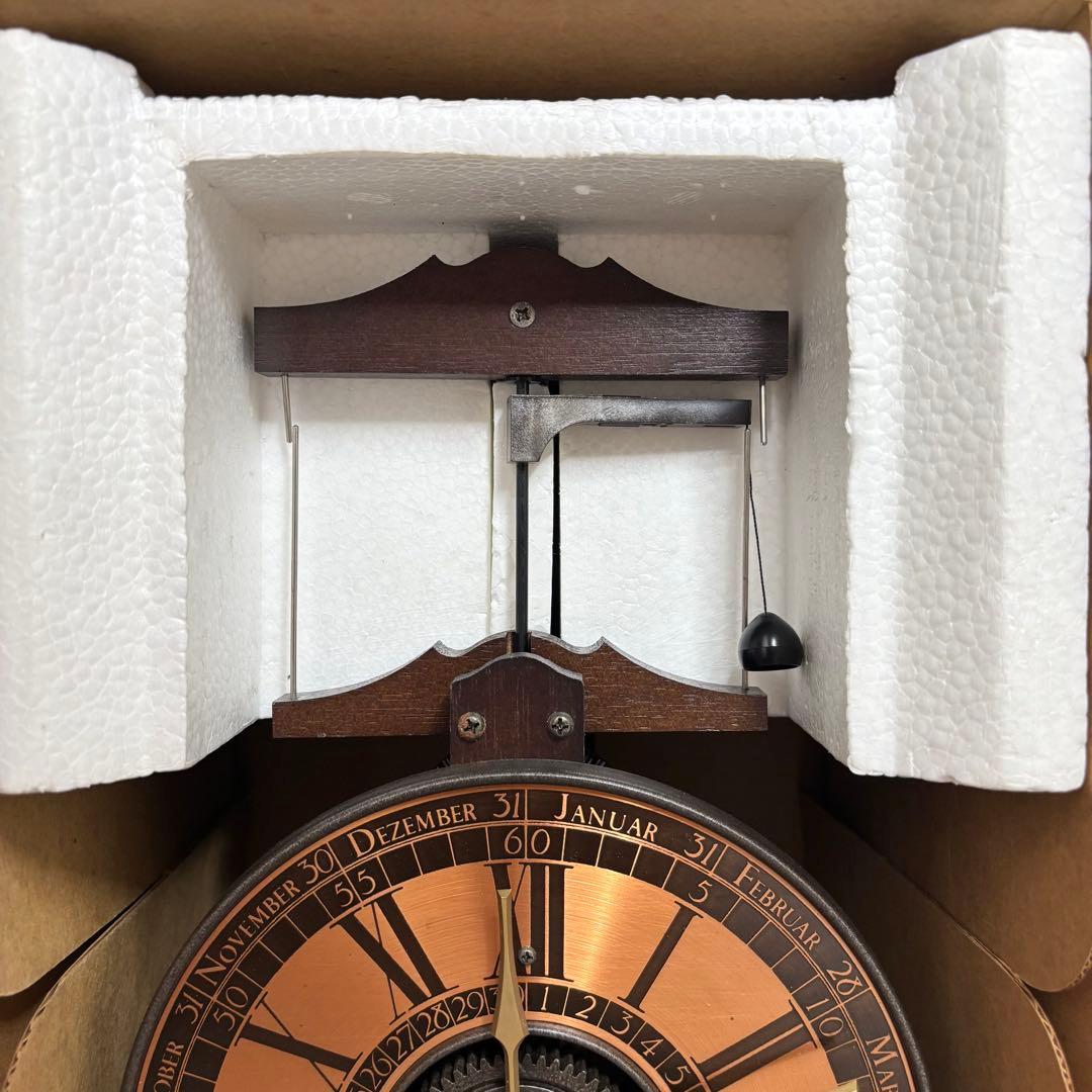 Clocks Tomy Guild Clock
