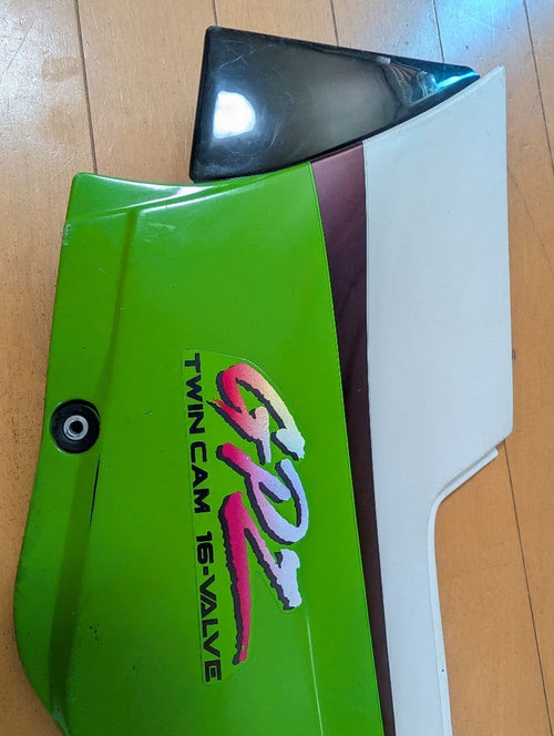 Kawasaki Side Covers Gpz900R A10
