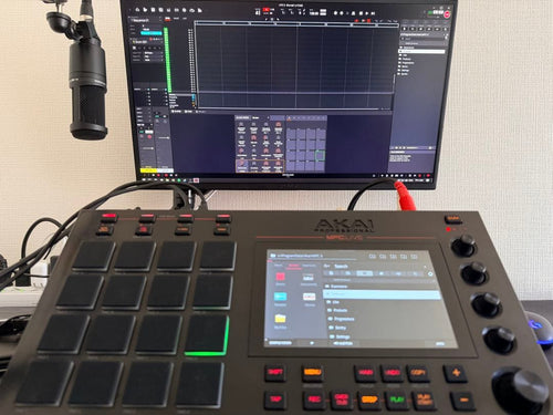 Akai Professional Samplers Mpc Live