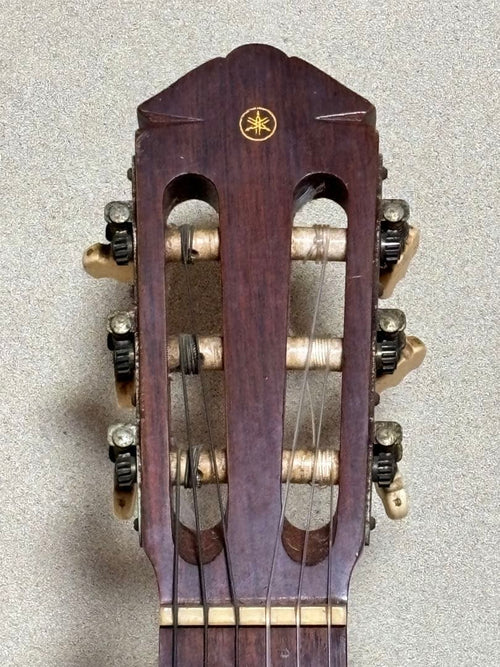 Yamaha Classical Guitars G-120