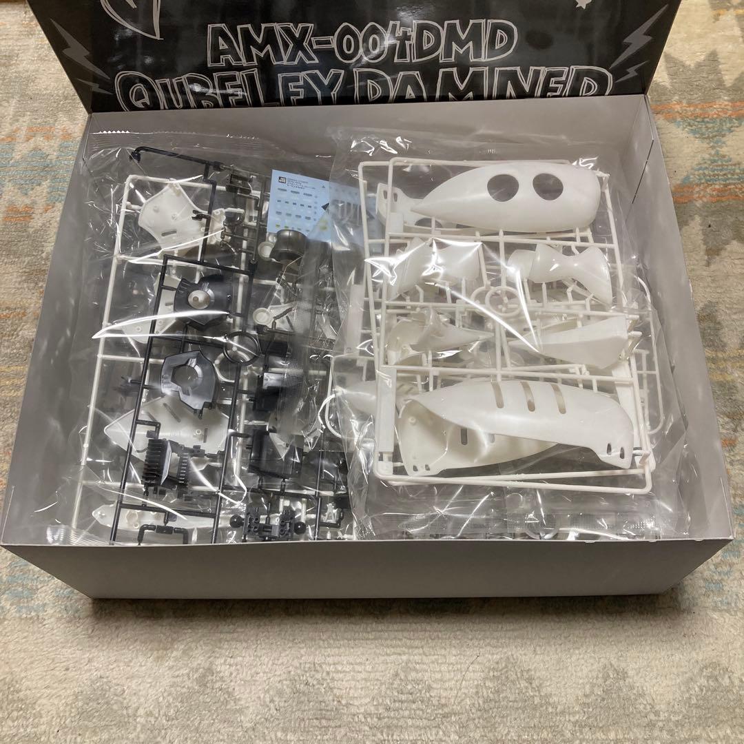 Premium Bandai Mg (Master Grade) Amx-004Dmd
