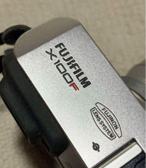 Fujifilm Mirrorless Interchangeable Lips X100