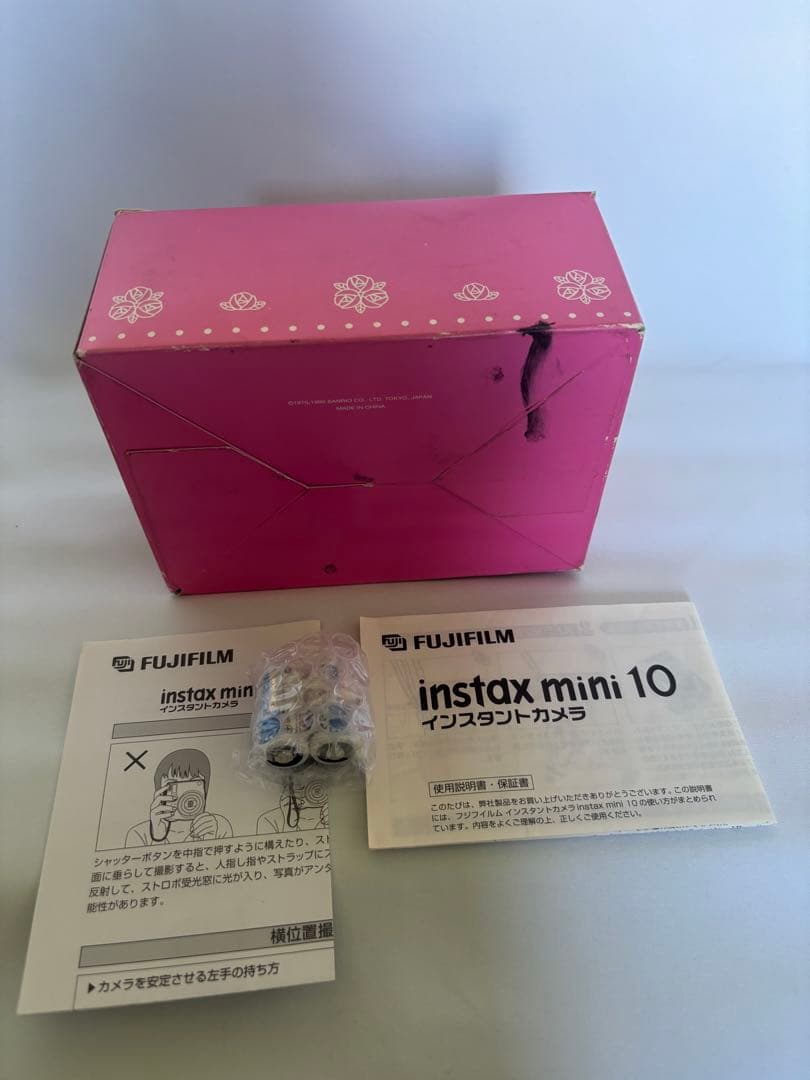 Fujifilm Instant Cameras Hellokitty Lnstax Mini 10