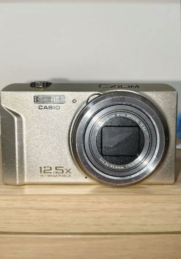 Casio Compact Digital Camera Exilim Ex-Zs150