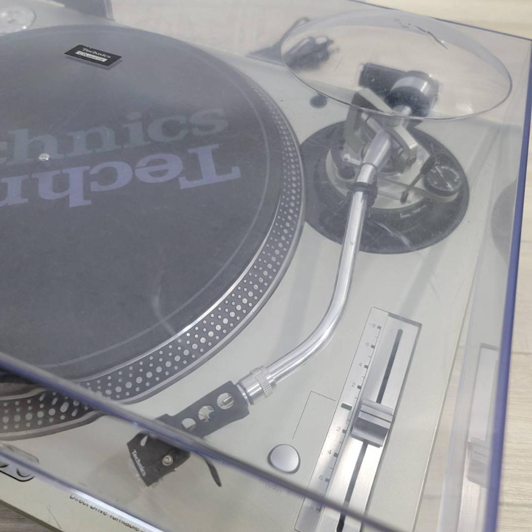 Technics Turntable D.D. Sl-1200Mk5