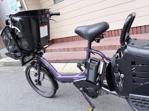 With Child Seat
