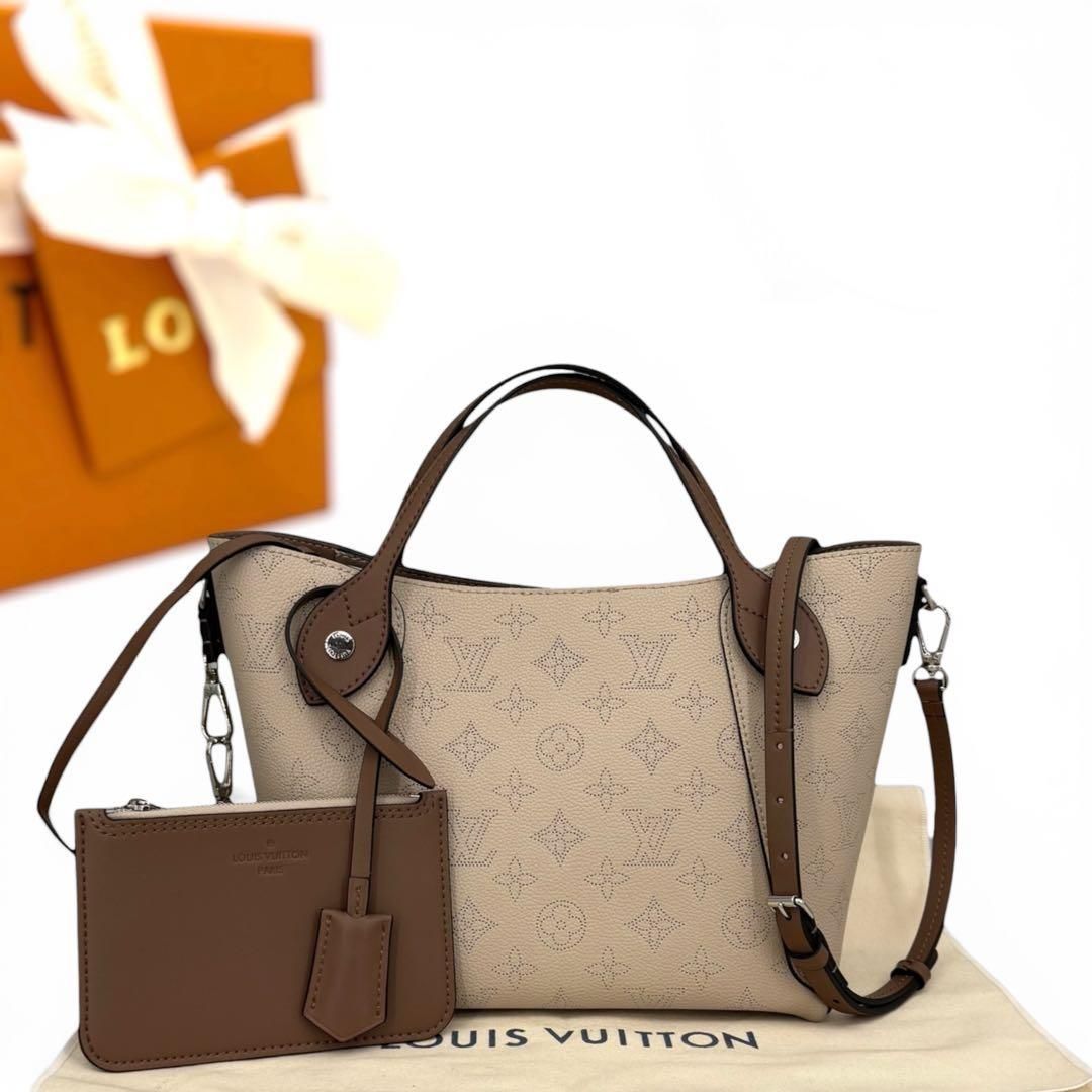 Louis Vuitton Handbag Pm M51950