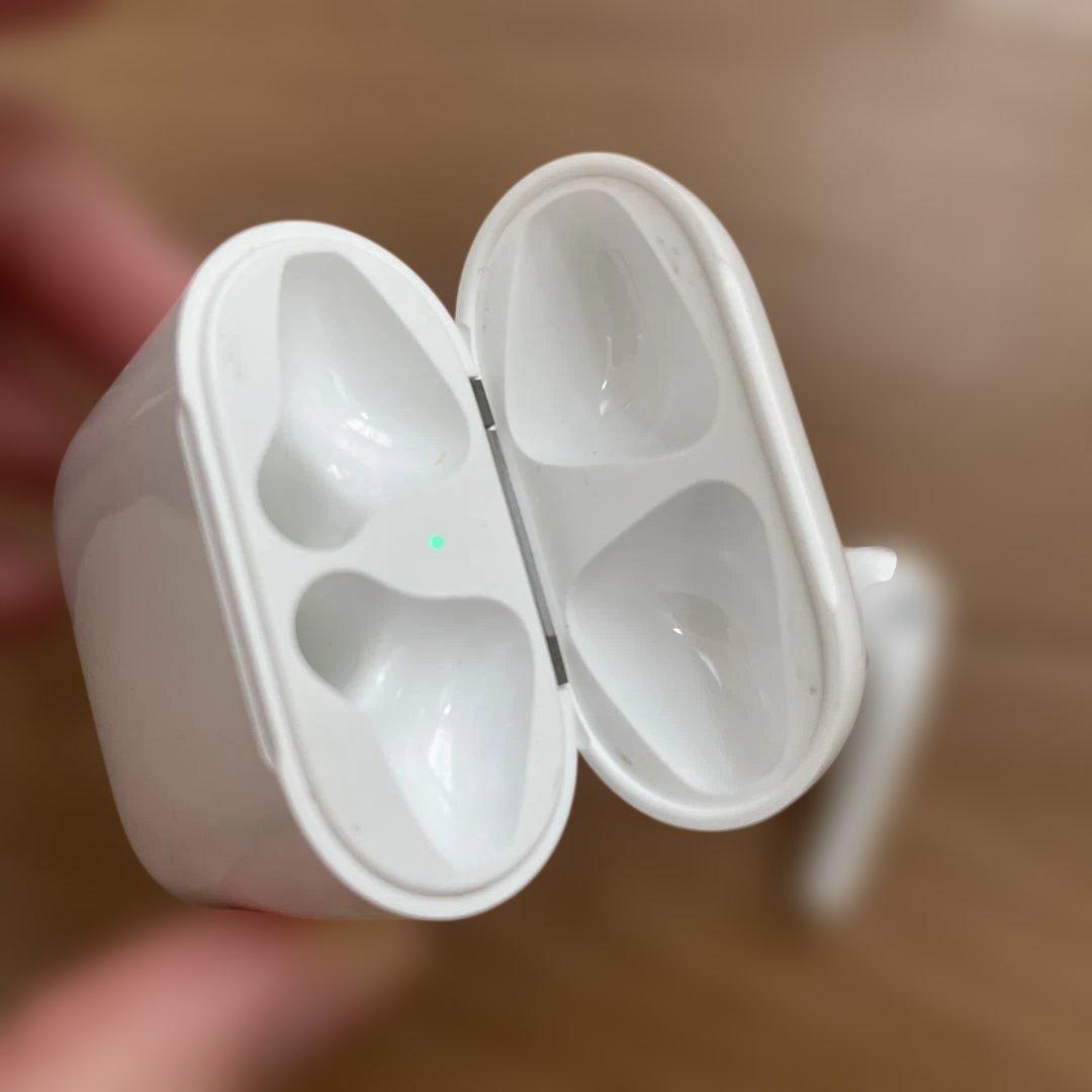 Apple Airpods A2032 2