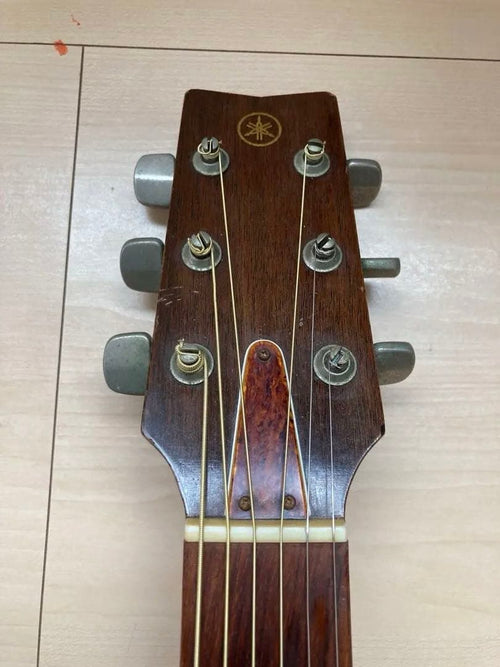 Yamaha Acoustic Guitar Fg-200