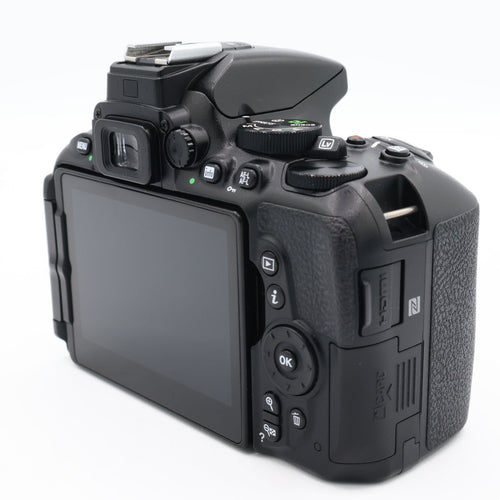 Nikon Digital Slr D5600 D5600Wzbk #260612_2007684