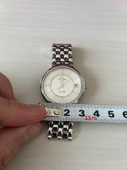 Omega Quartz Watches