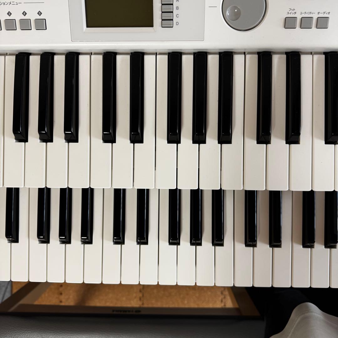 Yamaha Electronic Organs Elb-02